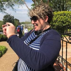 Meet your Posher, Angela